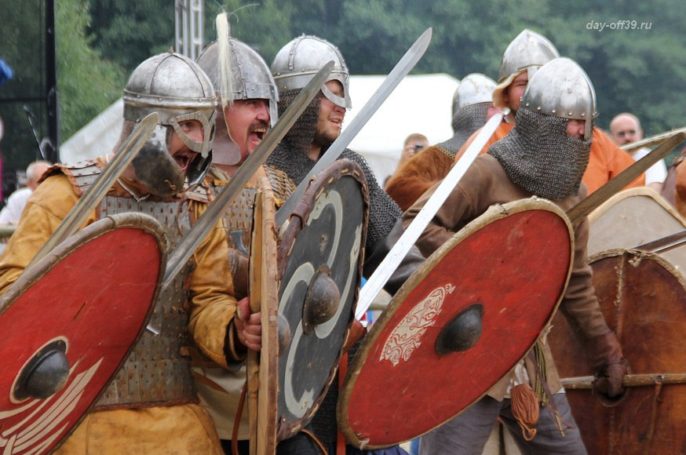 Свыше семи с половиной тысяч туристов посетили фестиваль викингов «Кауп» в Зеленоградске