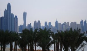 Туристические и деловые связи между Эмиратами и Россией, как отметил Олег Фомин, укрепятся благодаря отмене виз