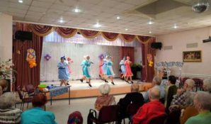 Благотворительные праздничные концерты: ансамбль танца «Ровесник» чествует героев страны