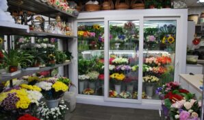 Ажиотаж заказов цветов в интернет-магазинах ко Дню знаний отсутствовал