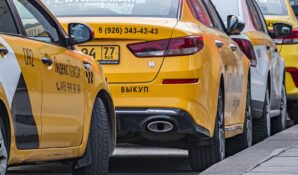 Московским таксистам ограничат длительность рабочего времени