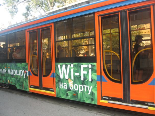 В наземном общественном транспорте Москвы отключат Wi-Fi