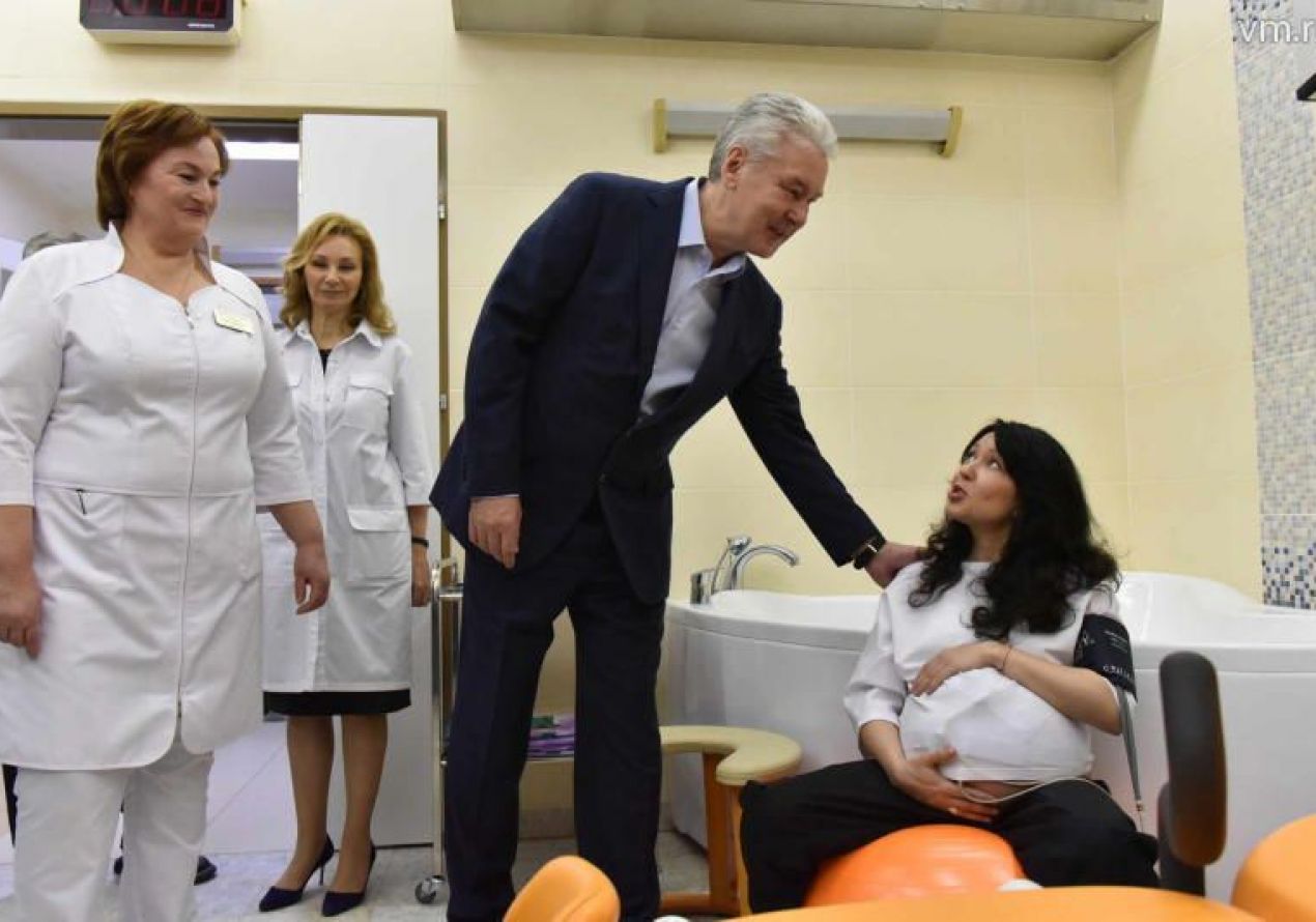 Столица переманивает рожениц: эксперты назвали причины рекордной рождаемости в Москве