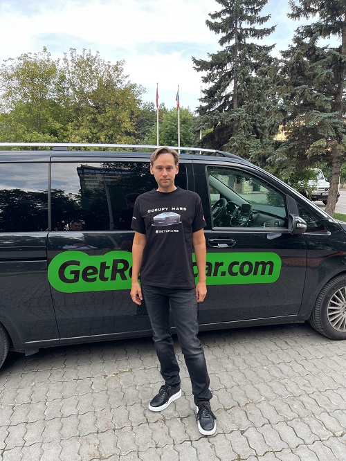Александр Першиков представляет первый сервис для получения скидок на аренду автомобилей GetRentacar.com