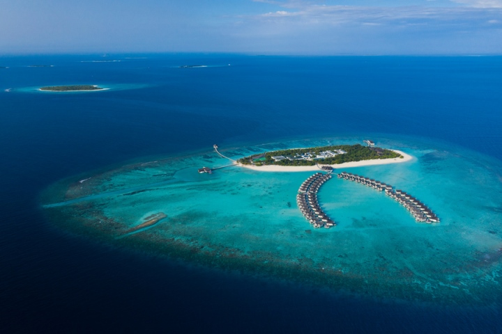 Пасхальные каникулы в Mӧvenpick Resort Kuredhivaru Maldives