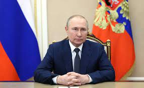 <strong>Владимир Путин поговорил о волонтерской деятельности российских депутатов</strong>