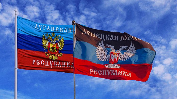 <strong><br>В Запорожье и Херсоне люди выступили за присоединение к России</strong>