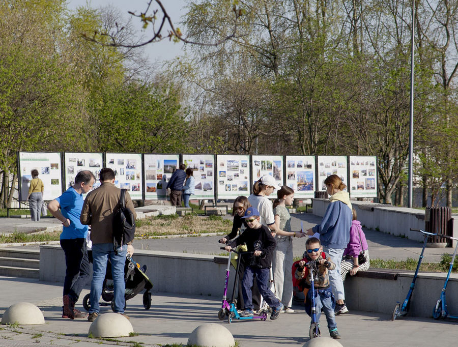 Фотовыставка памяти Юрия Лужкова рассказывает о наиболее значимых этапах развития Москвы