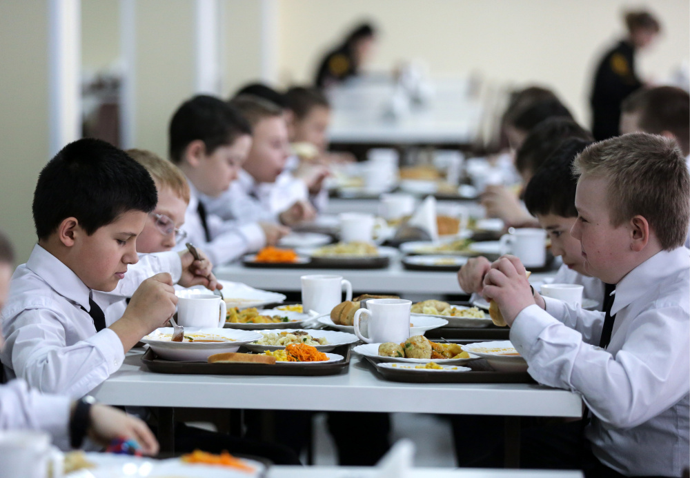 Съедают всё! В школах Москвы подвели итоги эксперимента по обновлению меню