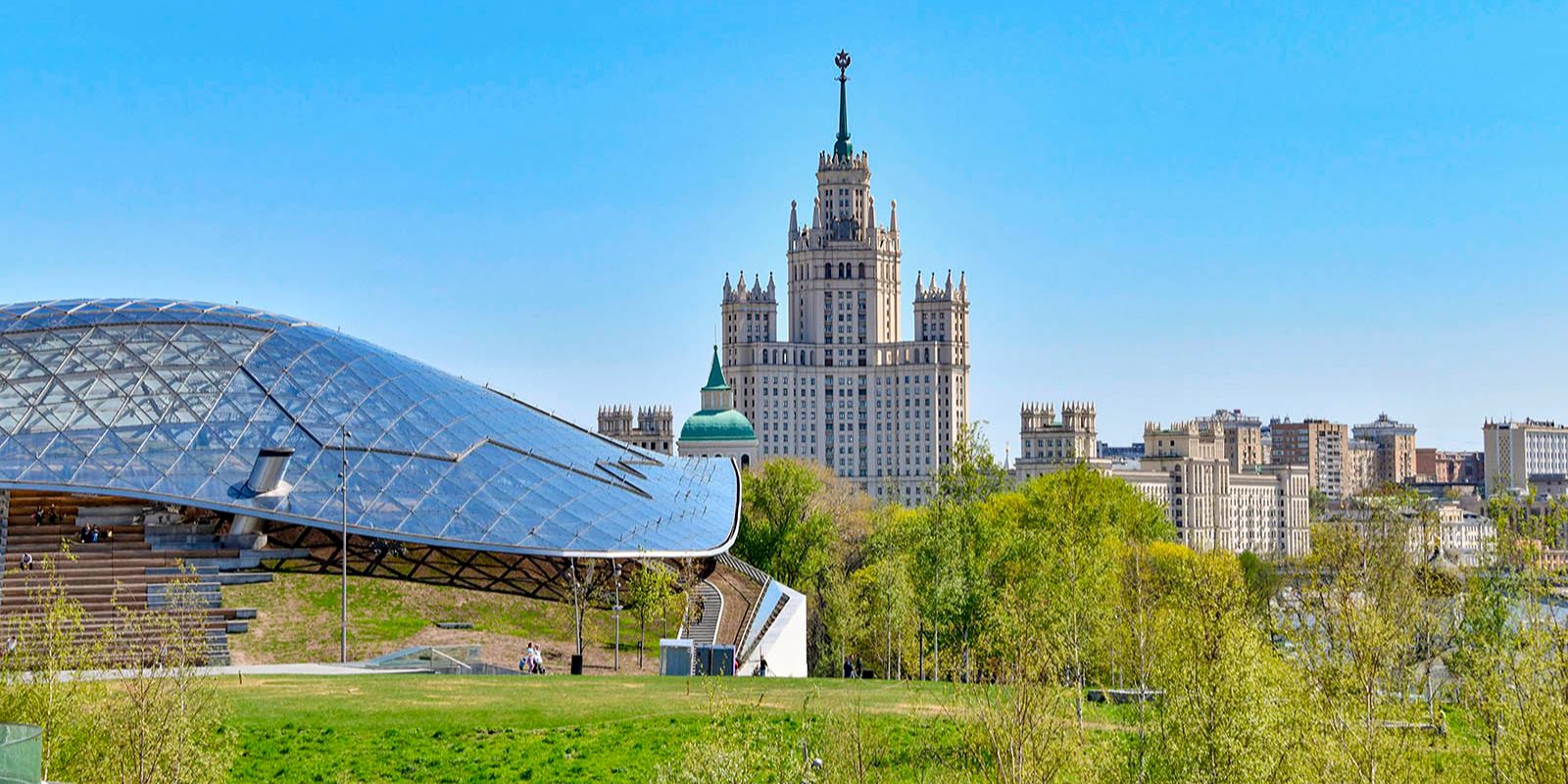 Погулять по экотропе и встретить рассвет в «Музеоне»: в сервисе Russpass опубликовали пять новых маршрутов по весенней Москве