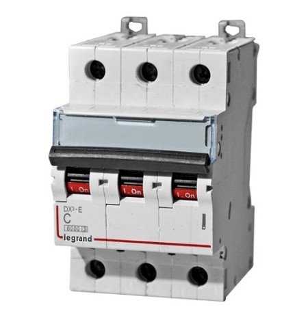 Автоматический выключатель DX3 3р C3 6kA (407664): Автоматический выключатель