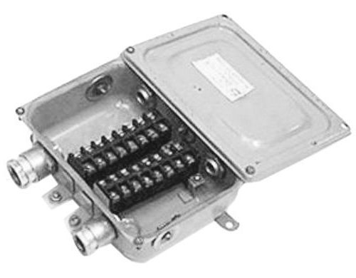 Коробка клеммная КЗНС-16 IP65
