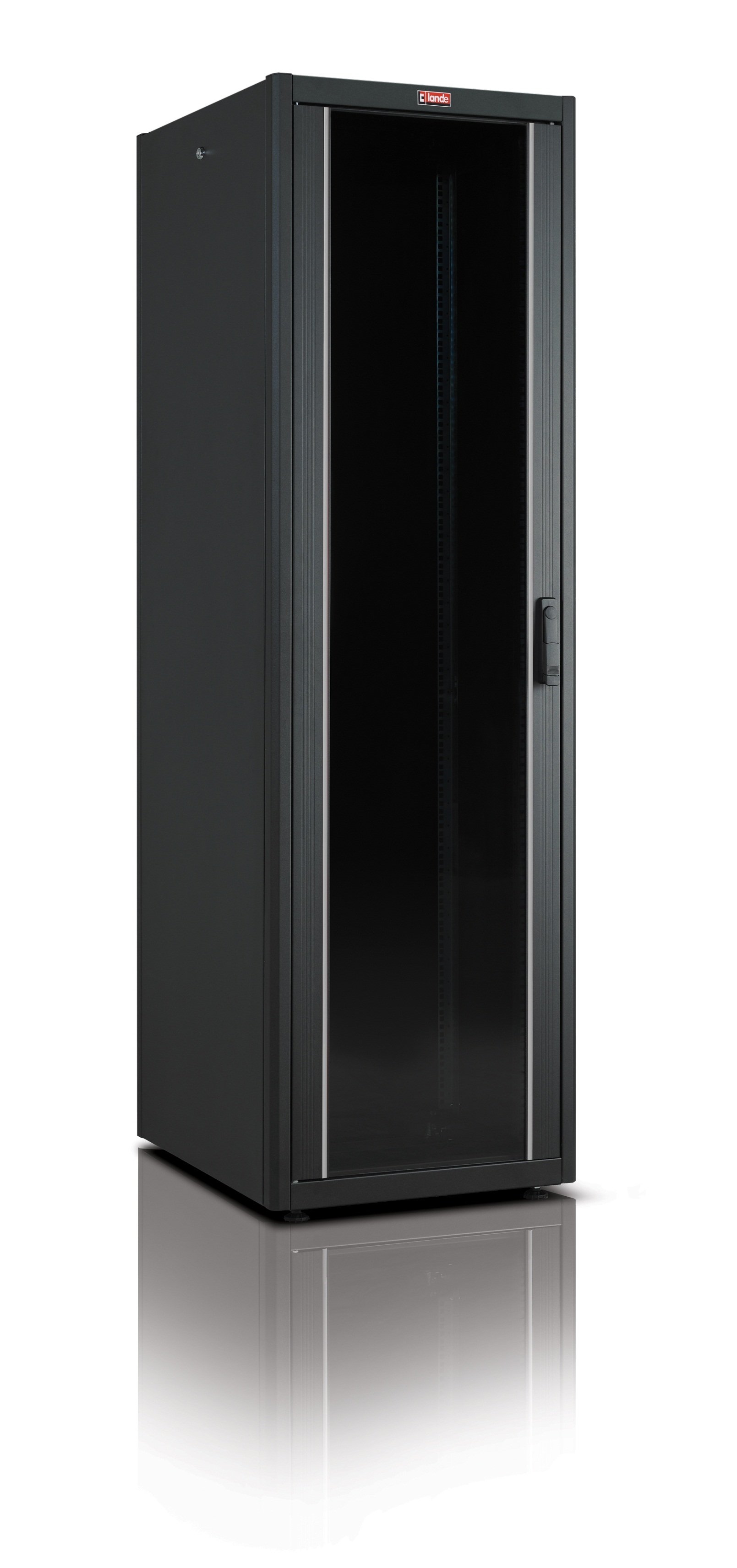 LN-DB32U6010-BL-111-F: Телекоммуникационный напольный шкаф