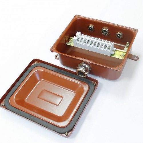 КС-10 УХЛ 1,5 IP65 металлические заглушки (zeta30327): Коробка соединительная