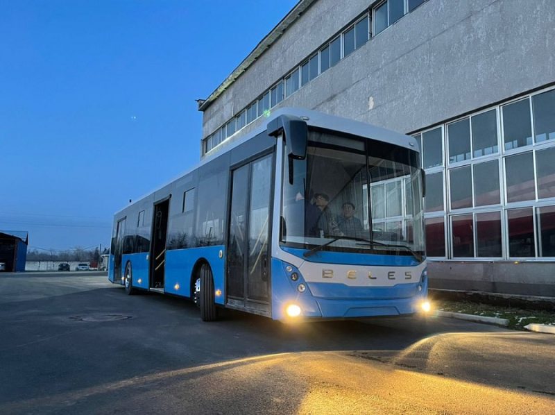 В Киргизии представлен тестовый образец автобуса с комплектующими НПП «Итэлма»