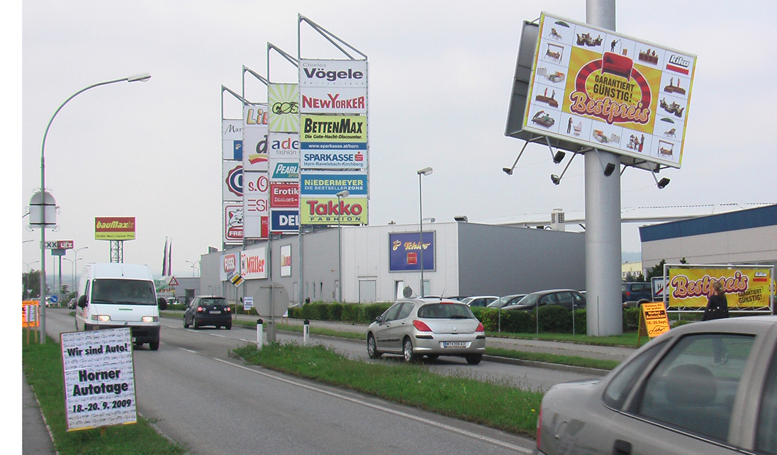 Event image for 4840Frames Filmnächte: "Global Shopping Village"