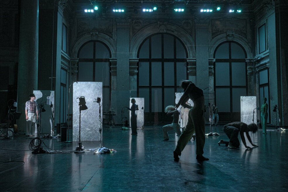 Event image for tanz ist Festival: Liquid Loft < > PHACE (AT) – Coal Mine Birds