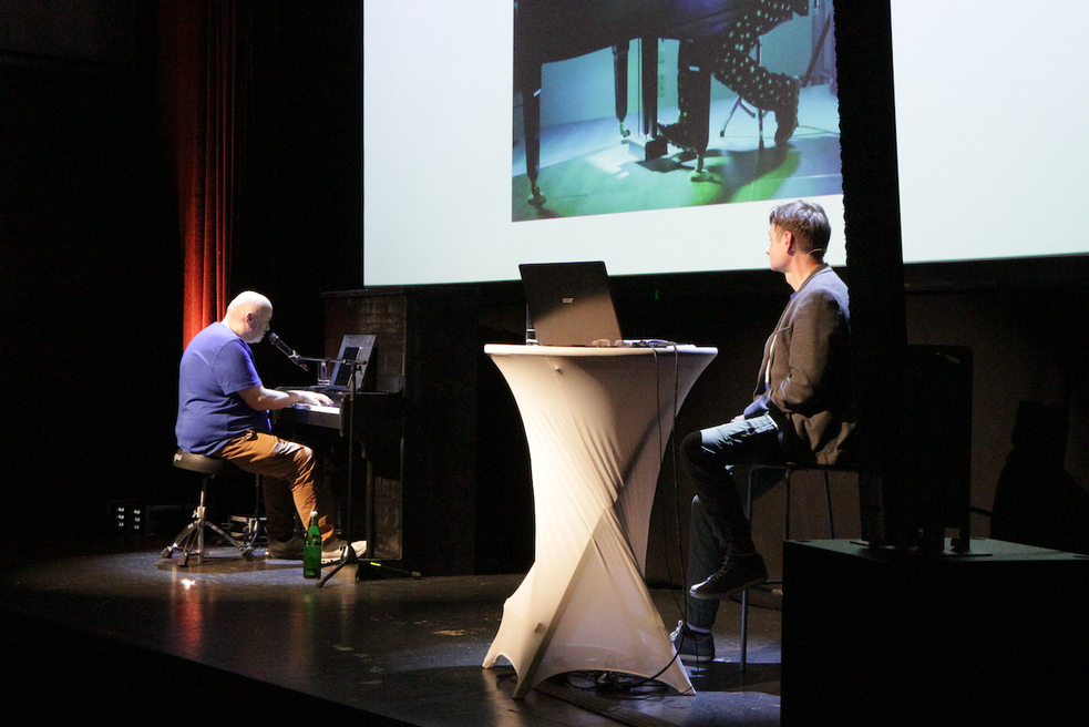 Event image for SYNTAX Error - wenn Fehler Geschichte machen