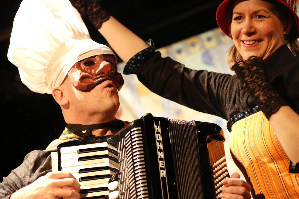 Event image for babelart THEATER – Der Koch, eine Wurst und das verrückte Huhn 