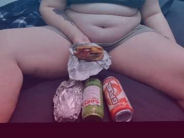 bbw.goth.glutton