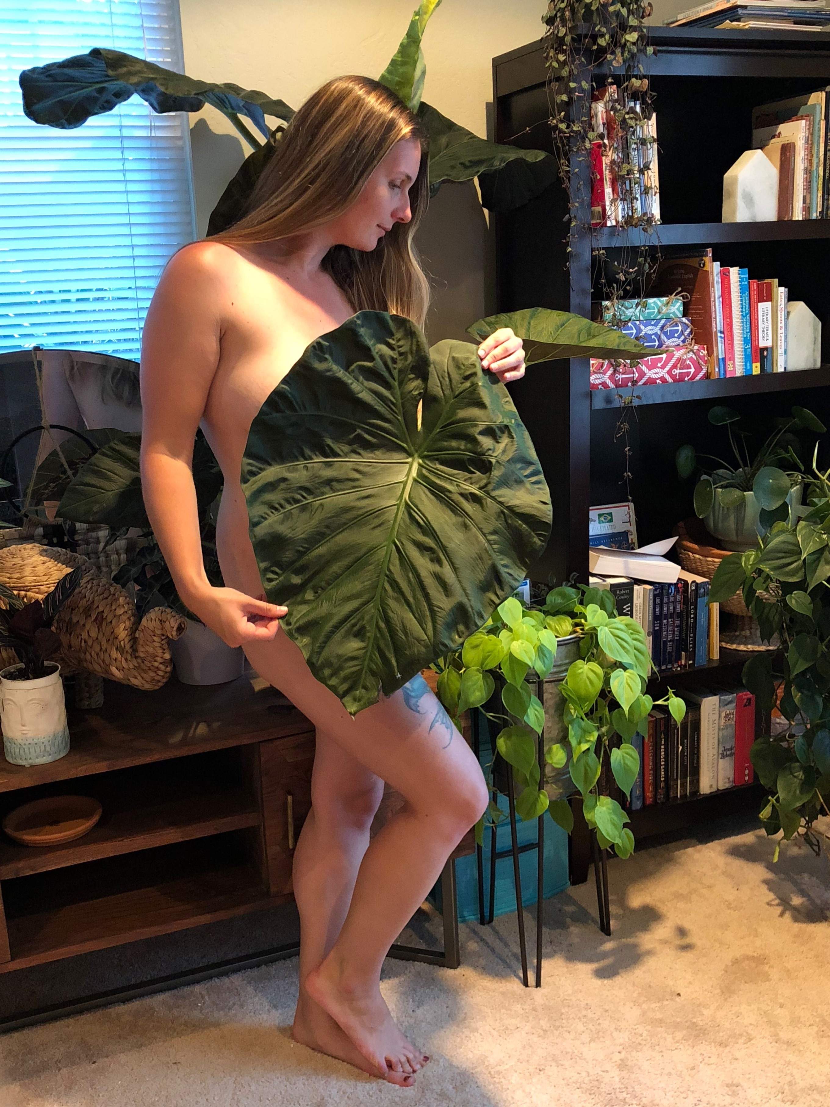 thebikinibotanist