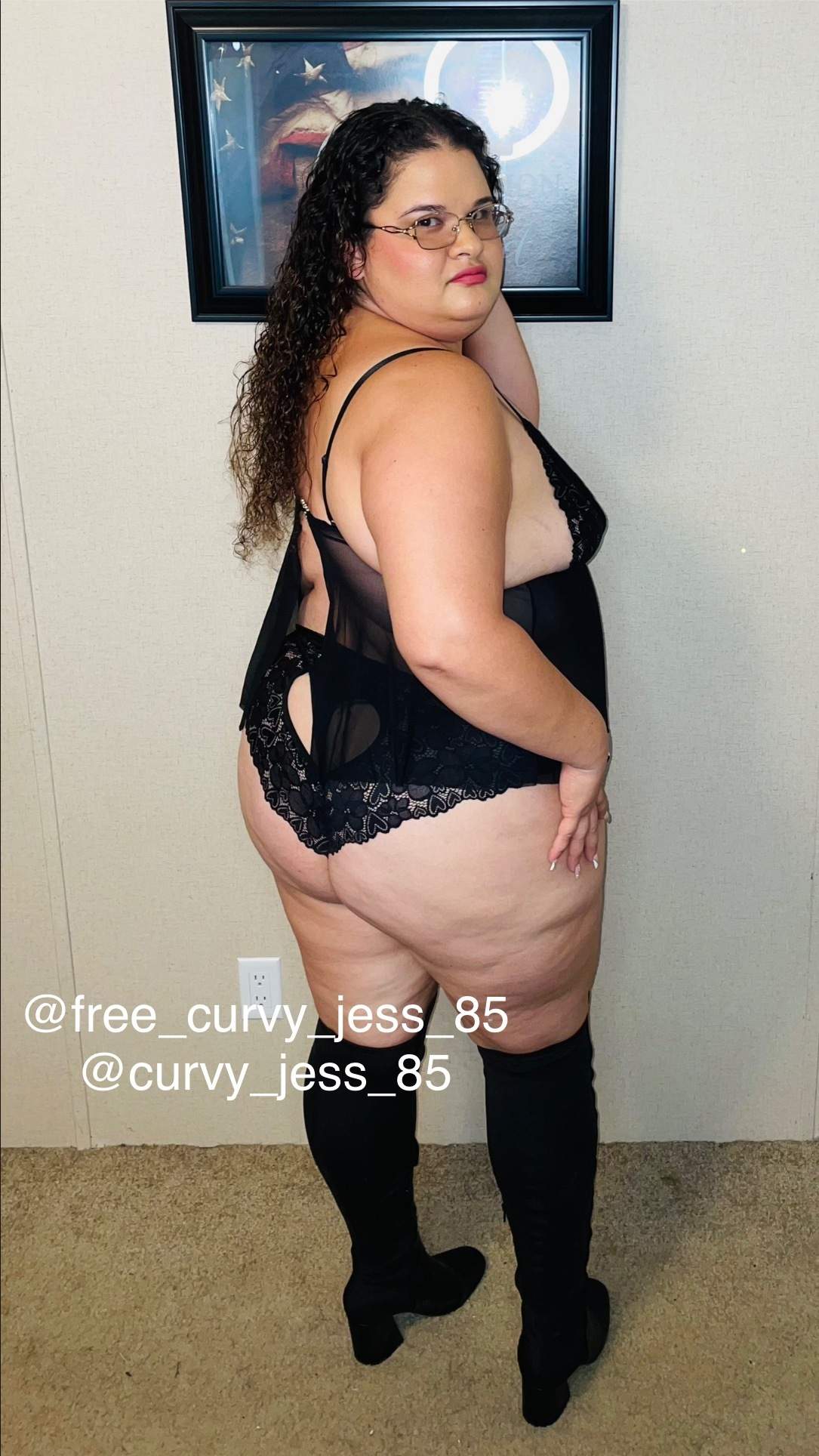 free_curvy_jess_85
