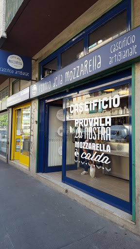 Centro della Mozzarella, via Canonica 59 Milano
