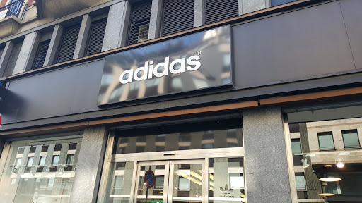 adidas Store