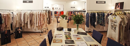 Genesis Fashion Showroom sas