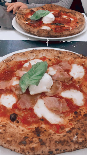 Disco Touch Italian Restaurant & Pizzeria Gourmet