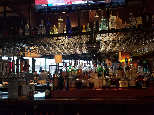 Bar Louie - The Shops at Northfield