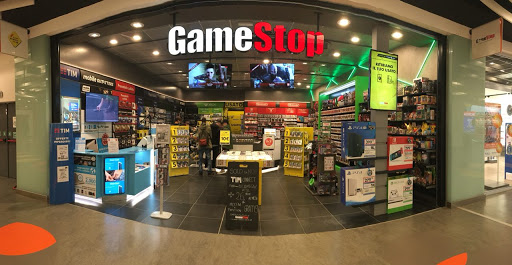 GameStop Milano via Chiese