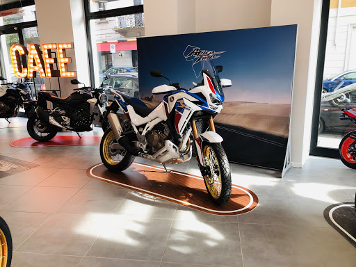 HONDA - Honda Point | Concessionario Honda moto Milano | Esposizione - Vendita - Noleggio
