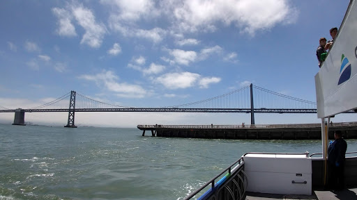 Alameda Ferry Service (The San Francisco Bay Ferry)