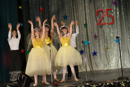 Morning Stars Theater: Bilingual Russian Kids' Afterschool Program