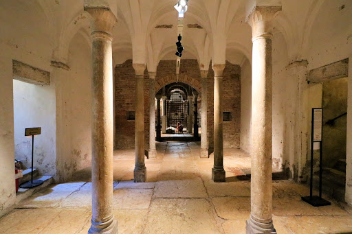 Cripta di San Sepolcro