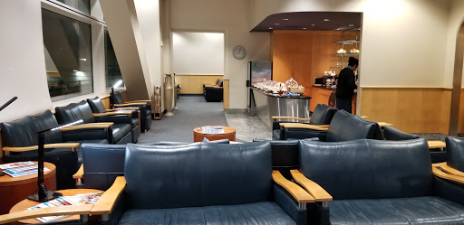 Philippine Airlines Mabuhay Lounge