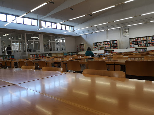 Biblioteca UNED