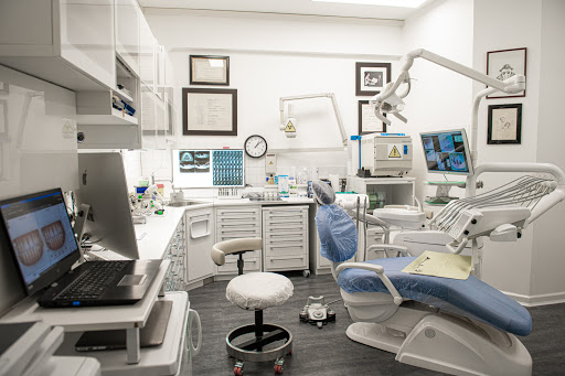 Studio Dentistico Dott. Maurizio De Marco | Dentista a Roma