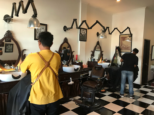 Sharp Edge Barbershop Seminyak حلاق парикмахер