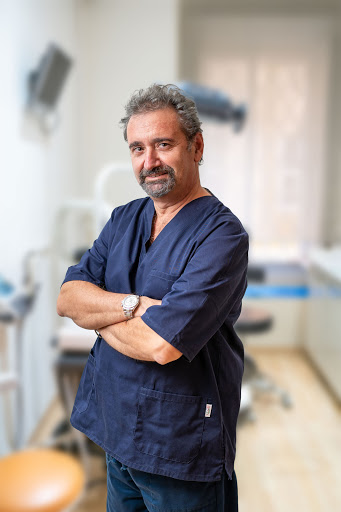 Carbone Advanced Dentistry - Implantologia guidata Roma