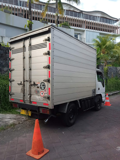 Sewa Truck Truk Engkel Pickup Box Murah Di Bali