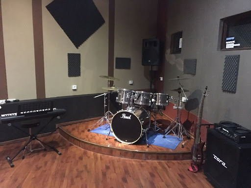 Agung Studio Music