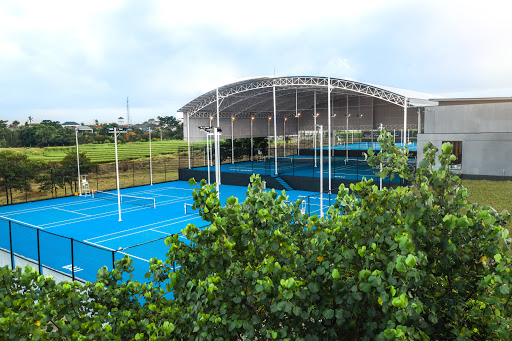 Liga Tennis Center & Academy