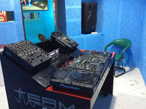Pro DJ School Bali