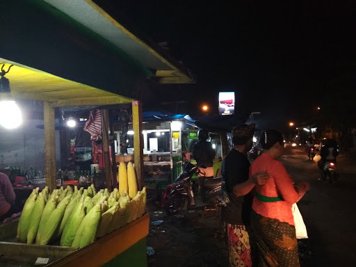 Pasar Senggol Mambal
