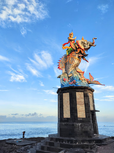 Gajah Mina Statue