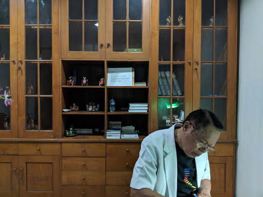 Dr. Wirya Duarsa