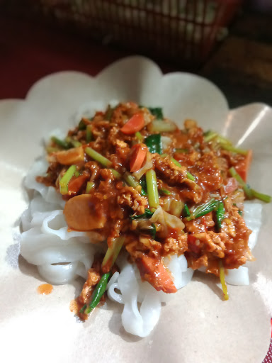 Warung nasi goreng gila khas Jakarta mas raya