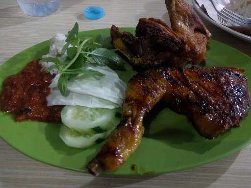 Ayam Penyet Sambal Bandung